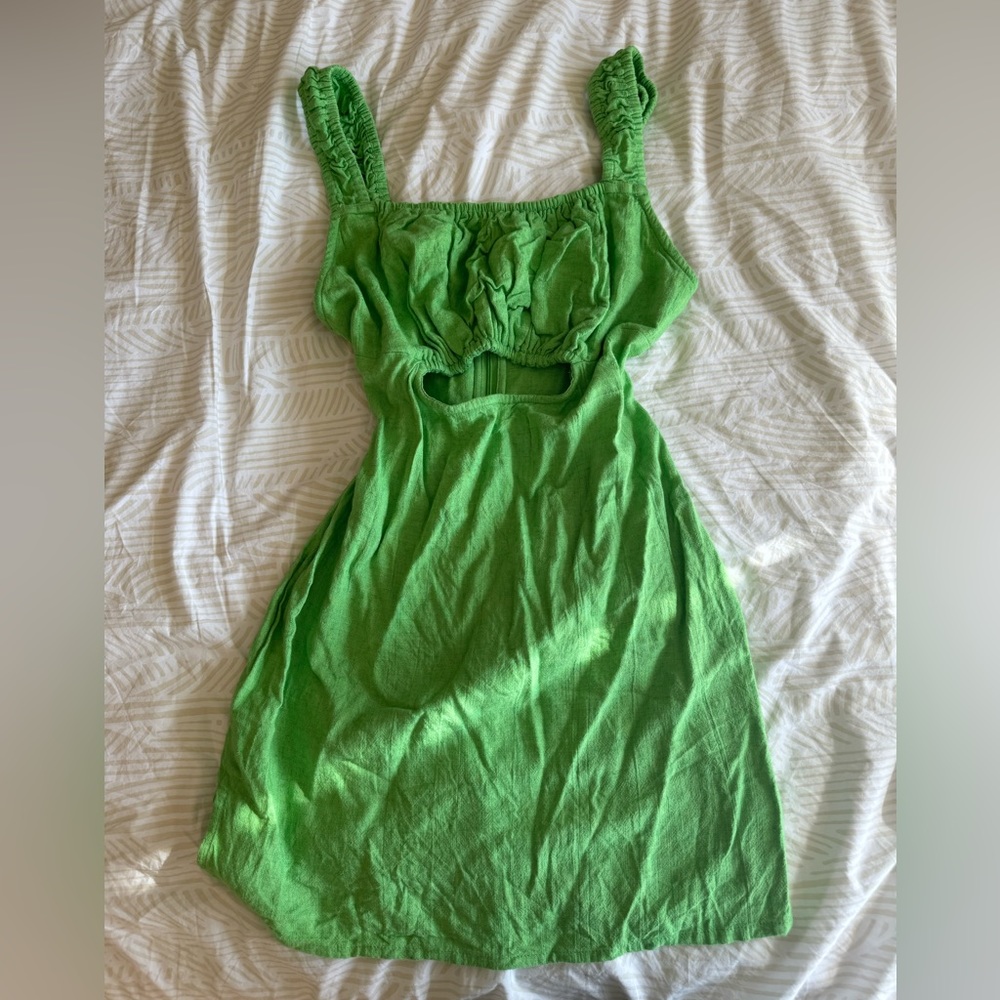Asos Cutout Dress 💚